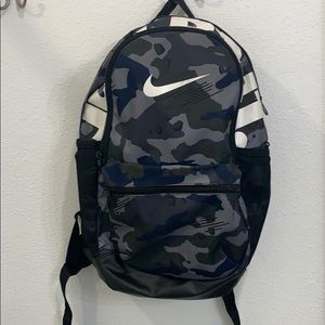 Nike backpack camo